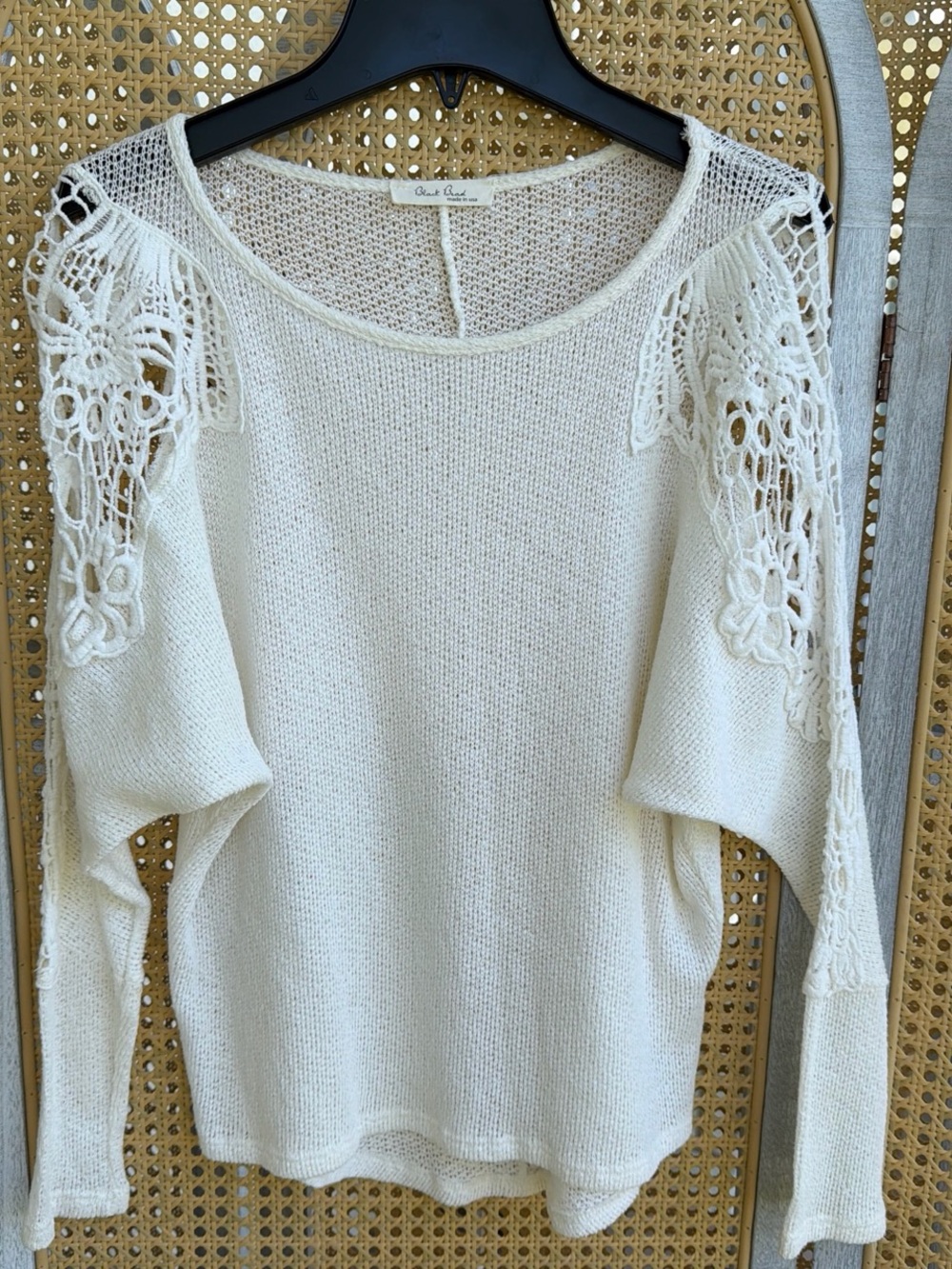 Black Bead Cream Open-Knit Lightweight Top